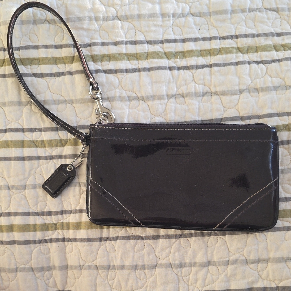 Deep Burgandy/Brown Wristlet with Silver Accents